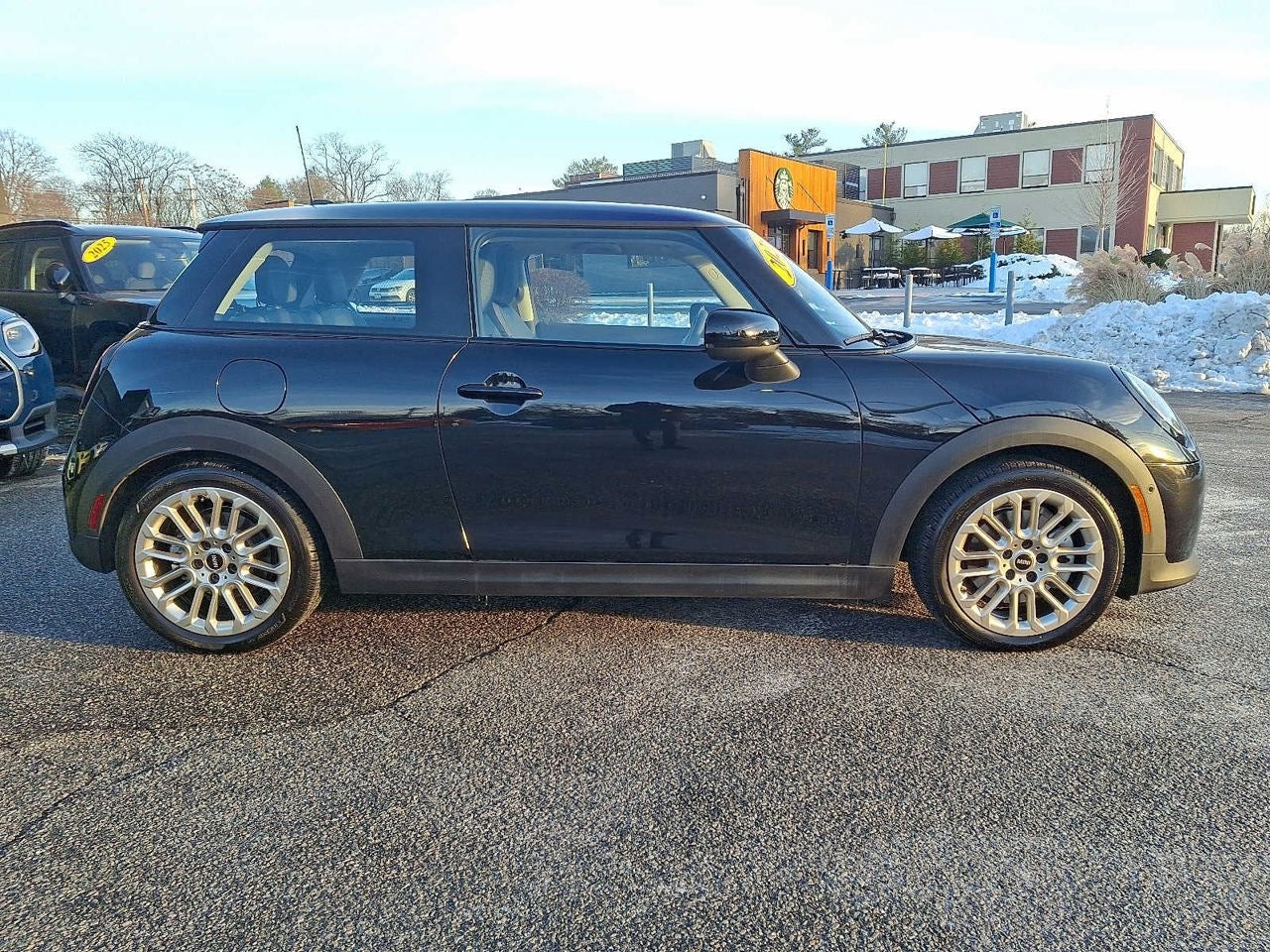 2025 MINI HARDTOP 2 DOOR Cooper FWD