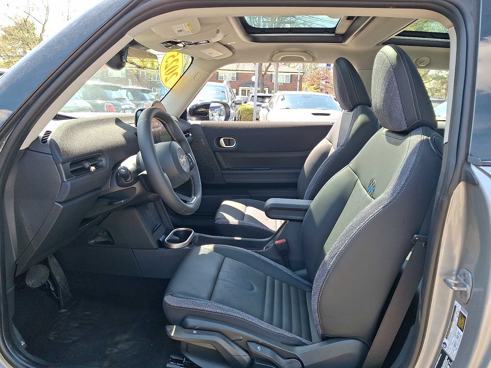 2025 MINI HARDTOP 2 DOOR Cooper FWD