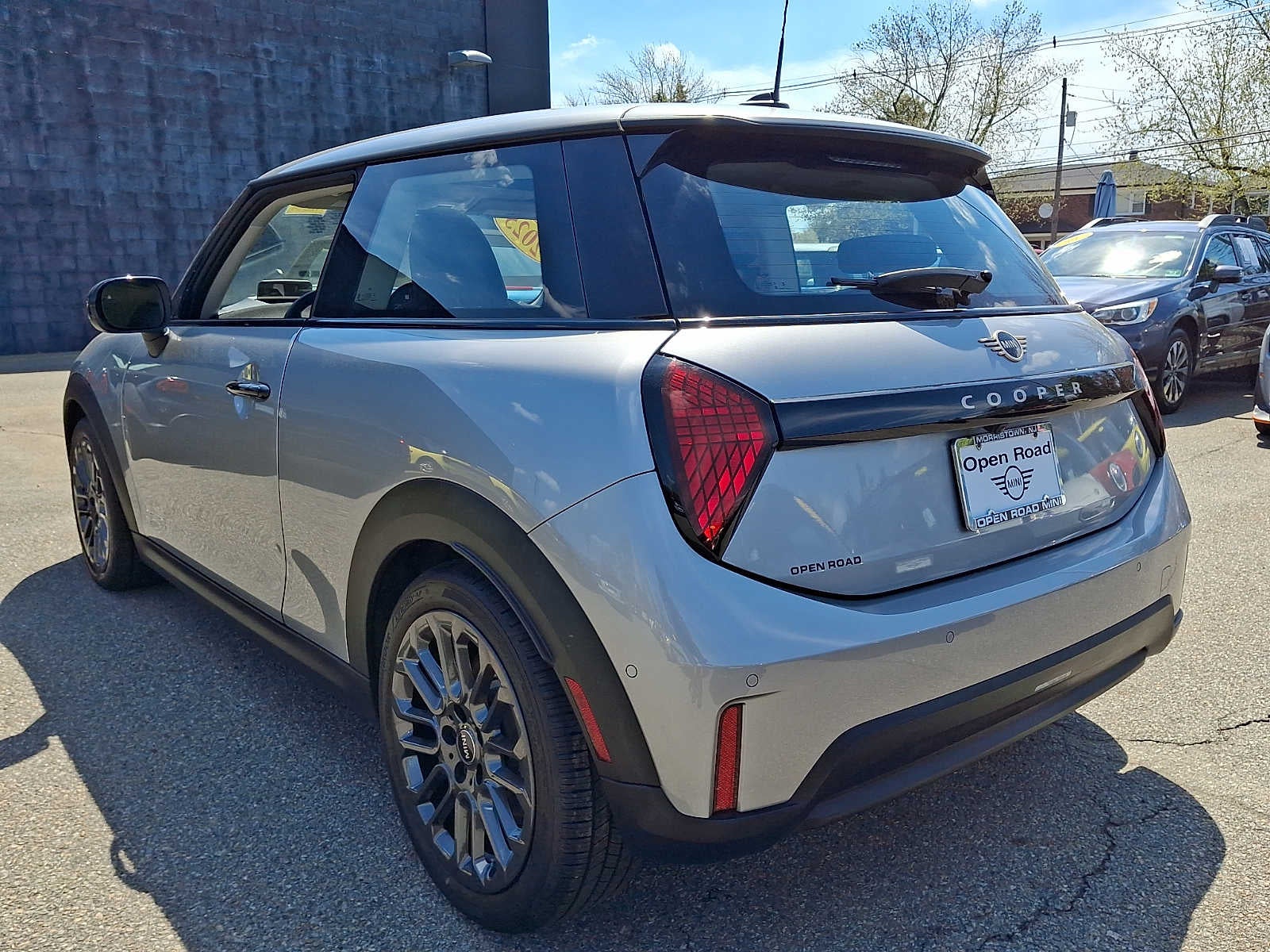 2025 MINI HARDTOP 2 DOOR Cooper FWD