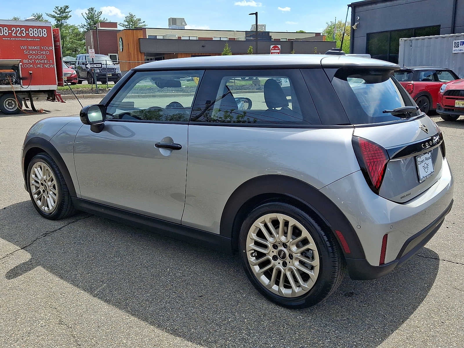 2025 MINI HARDTOP 2 DOOR Cooper FWD