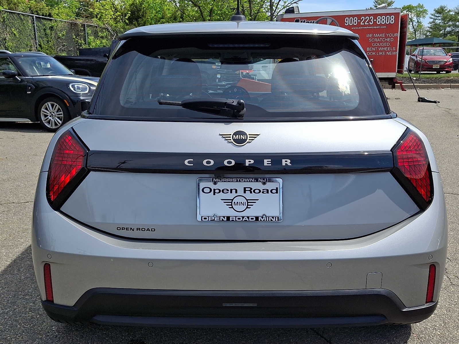 2025 MINI HARDTOP 2 DOOR Cooper FWD