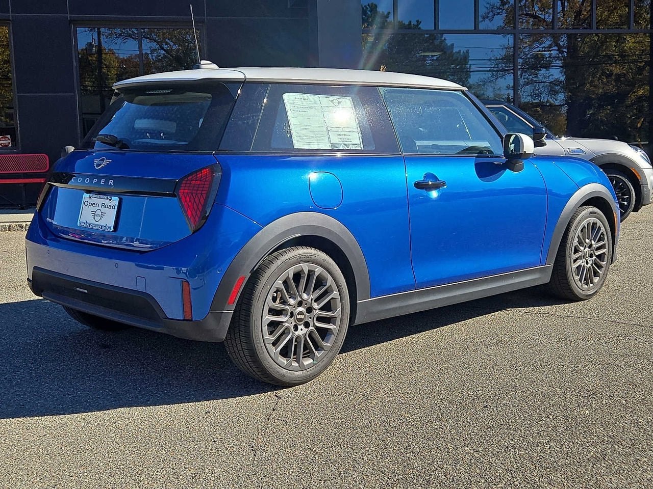 2025 MINI HARDTOP 2 DOOR Cooper FWD