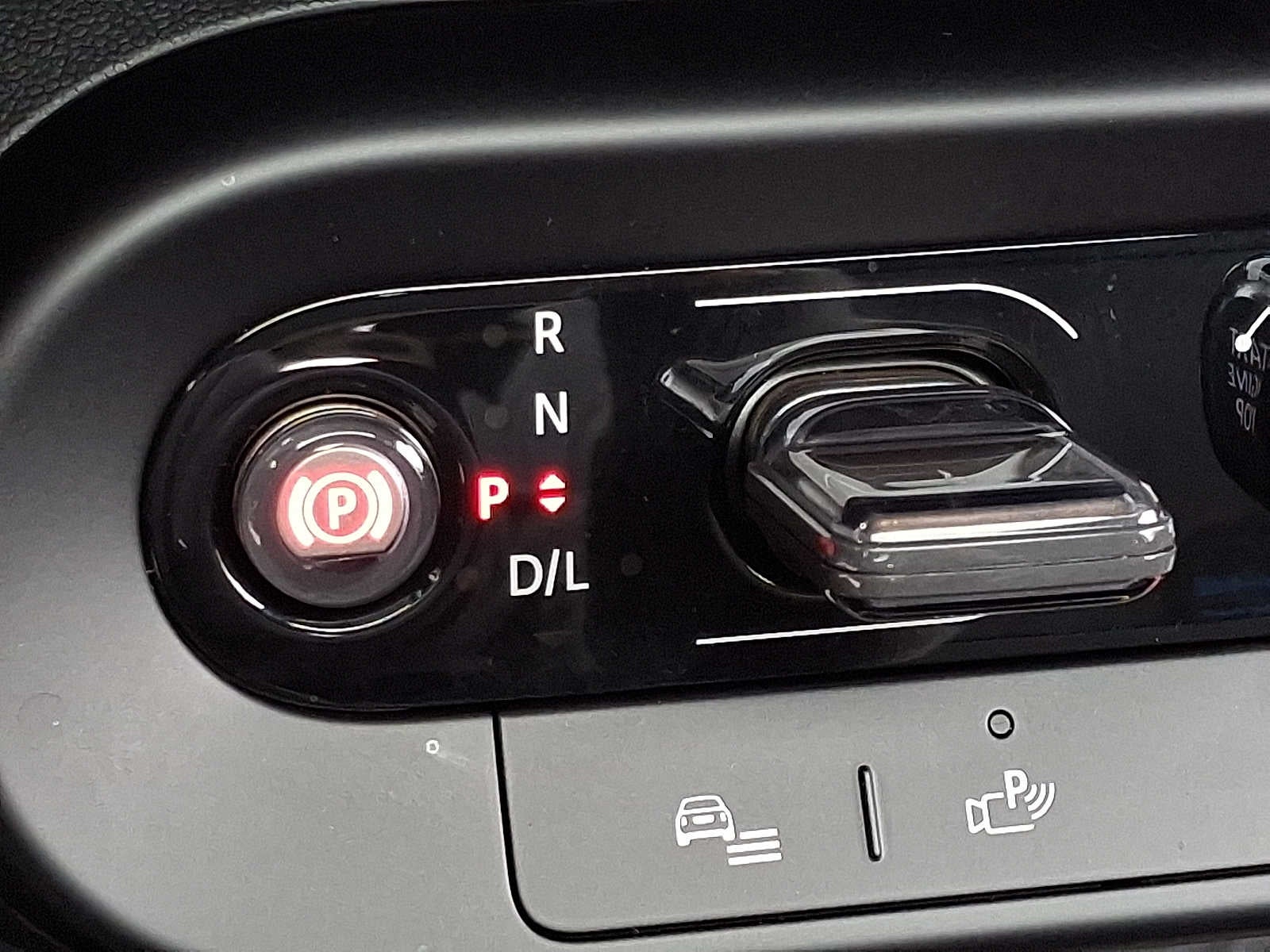 2025 MINI HARDTOP 2 DOOR Cooper FWD