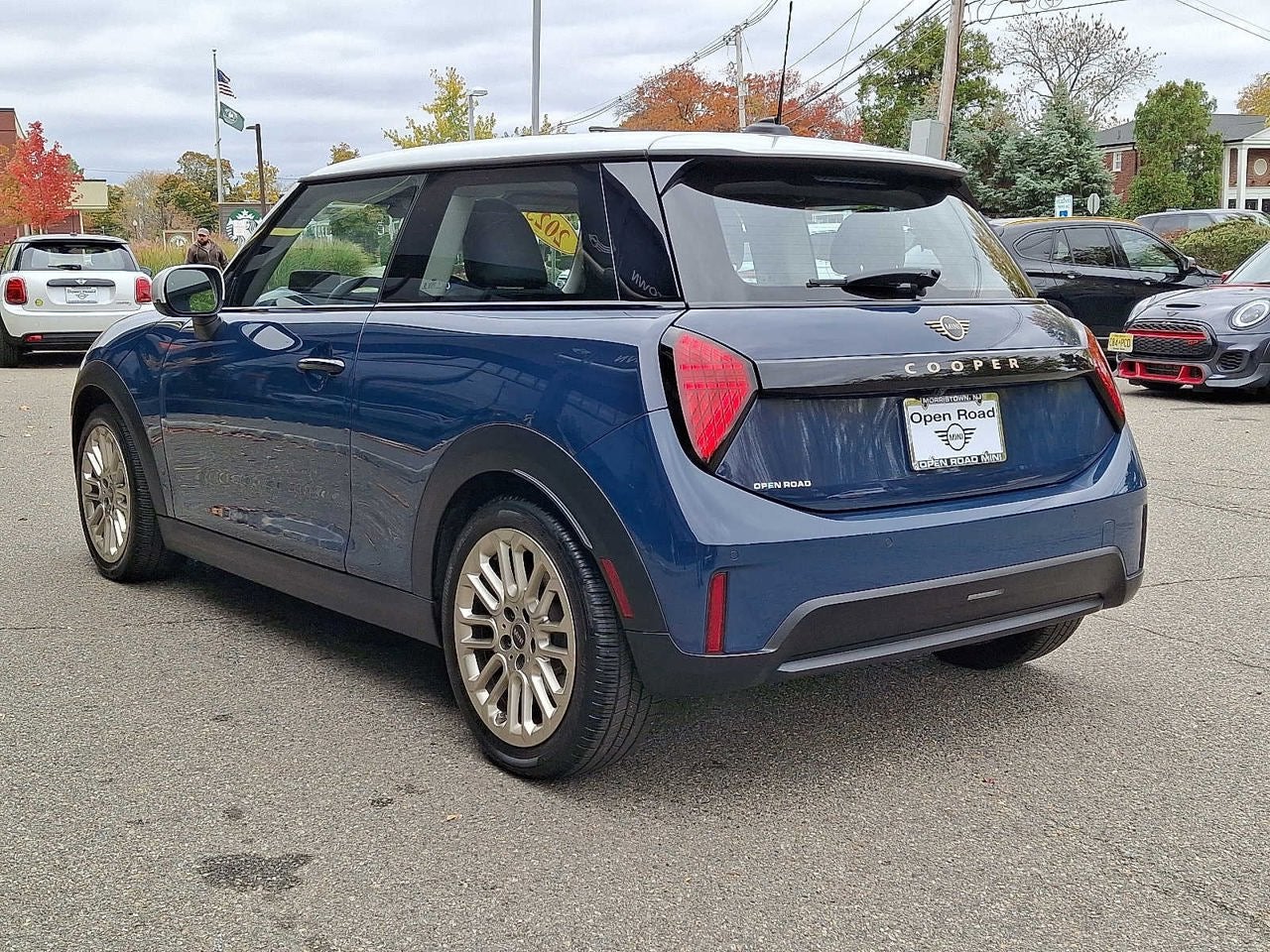 2025 MINI HARDTOP 2 DOOR Cooper FWD