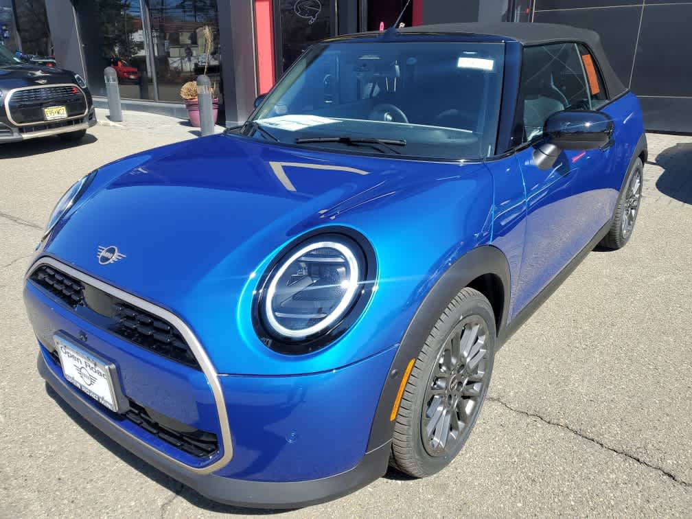 2026 MINI CONVERTIBLE ICONIC