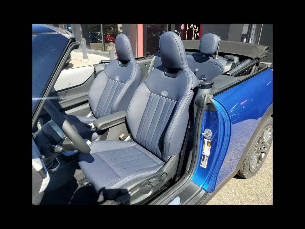 2026 MINI CONVERTIBLE ICONIC