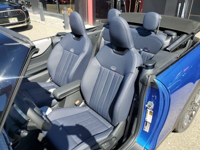 2026 MINI CONVERTIBLE ICONIC