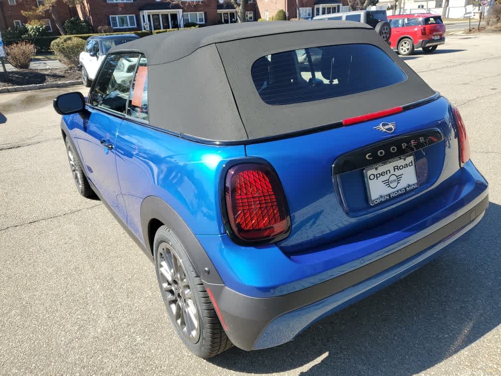 2026 MINI CONVERTIBLE ICONIC