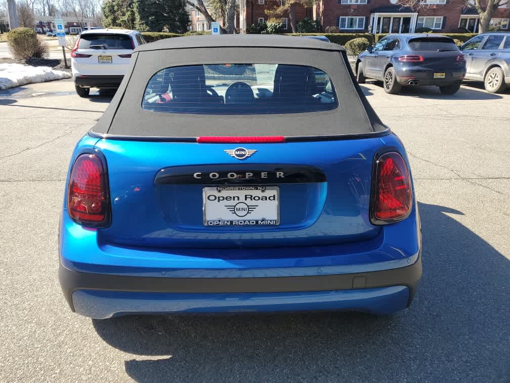 2026 MINI CONVERTIBLE ICONIC