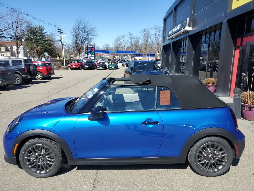 2026 MINI CONVERTIBLE ICONIC