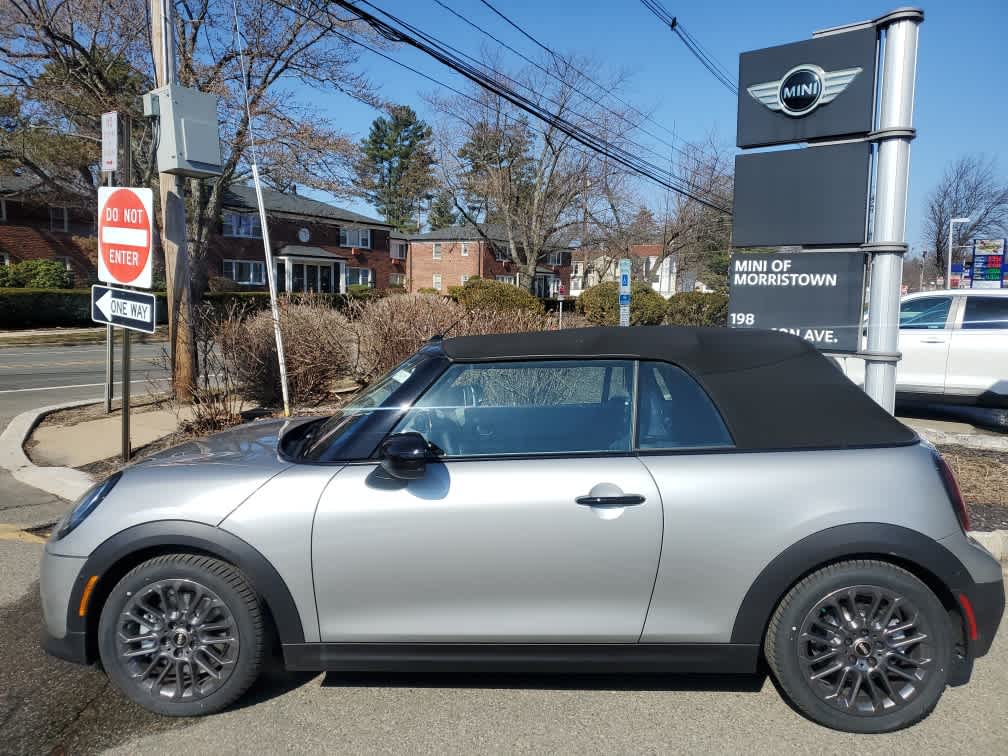 2026 MINI CONVERTIBLE SIGNATURE PLUS