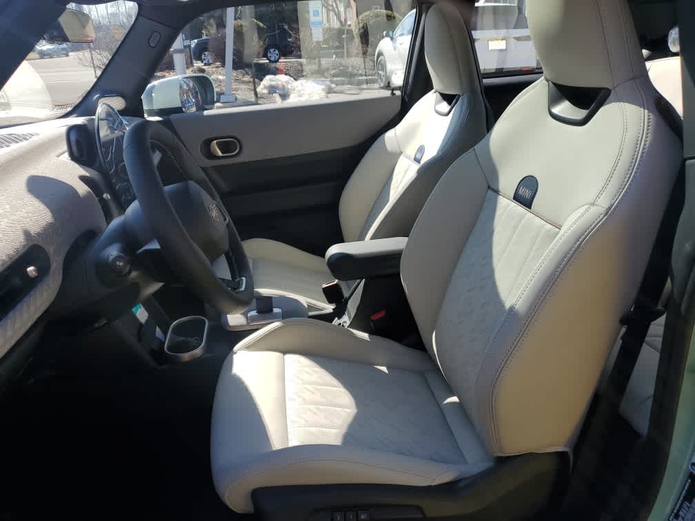 2026 MINI 2 DOOR ICONIC