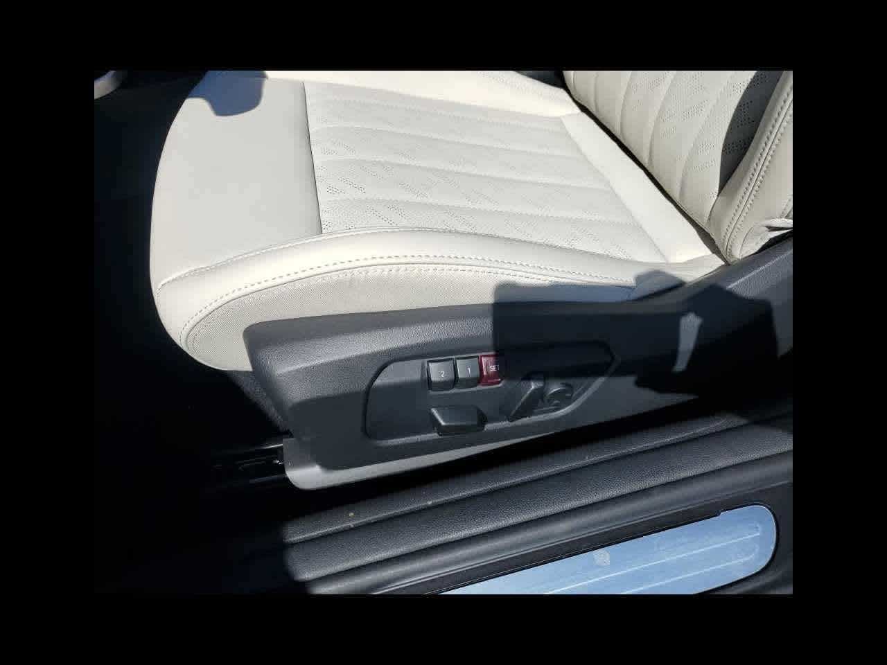 2026 MINI CONVERTIBLE ICONIC