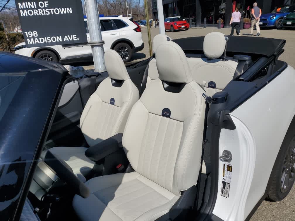 2026 MINI CONVERTIBLE SIGNATURE PLUS