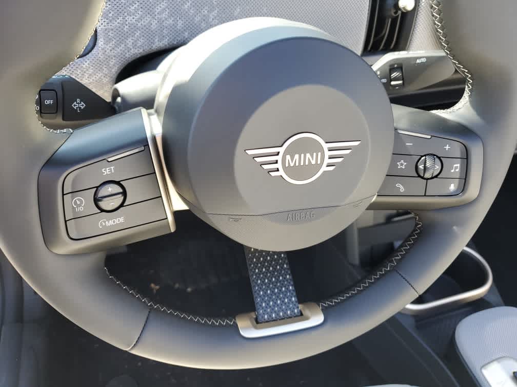 2026 MINI CONVERTIBLE SIGNATURE PLUS