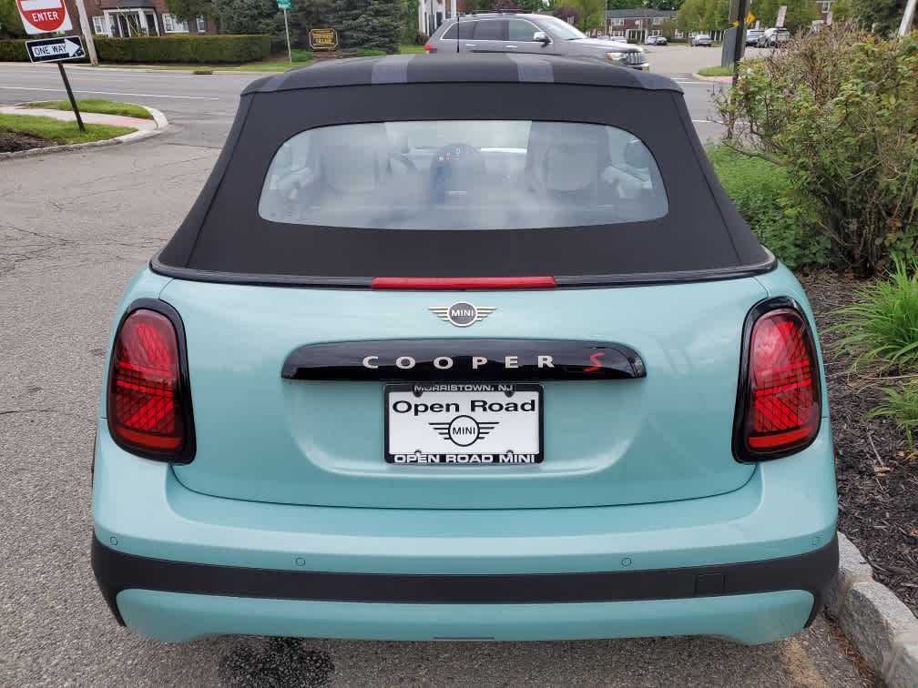 2026 MINI CONVERTIBLE ICONIC