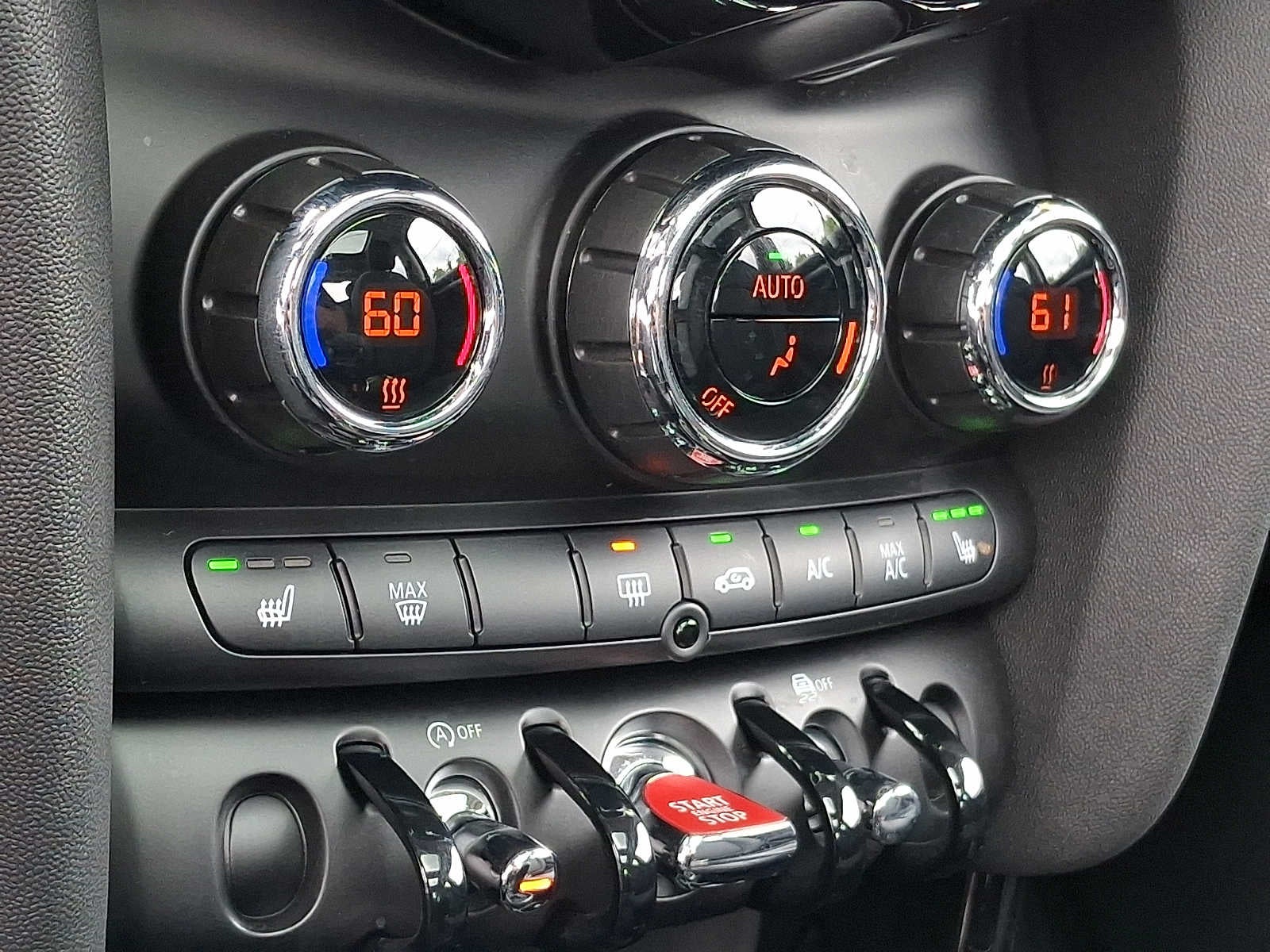 2024 MINI HARDTOP 2 DOOR Cooper FWD