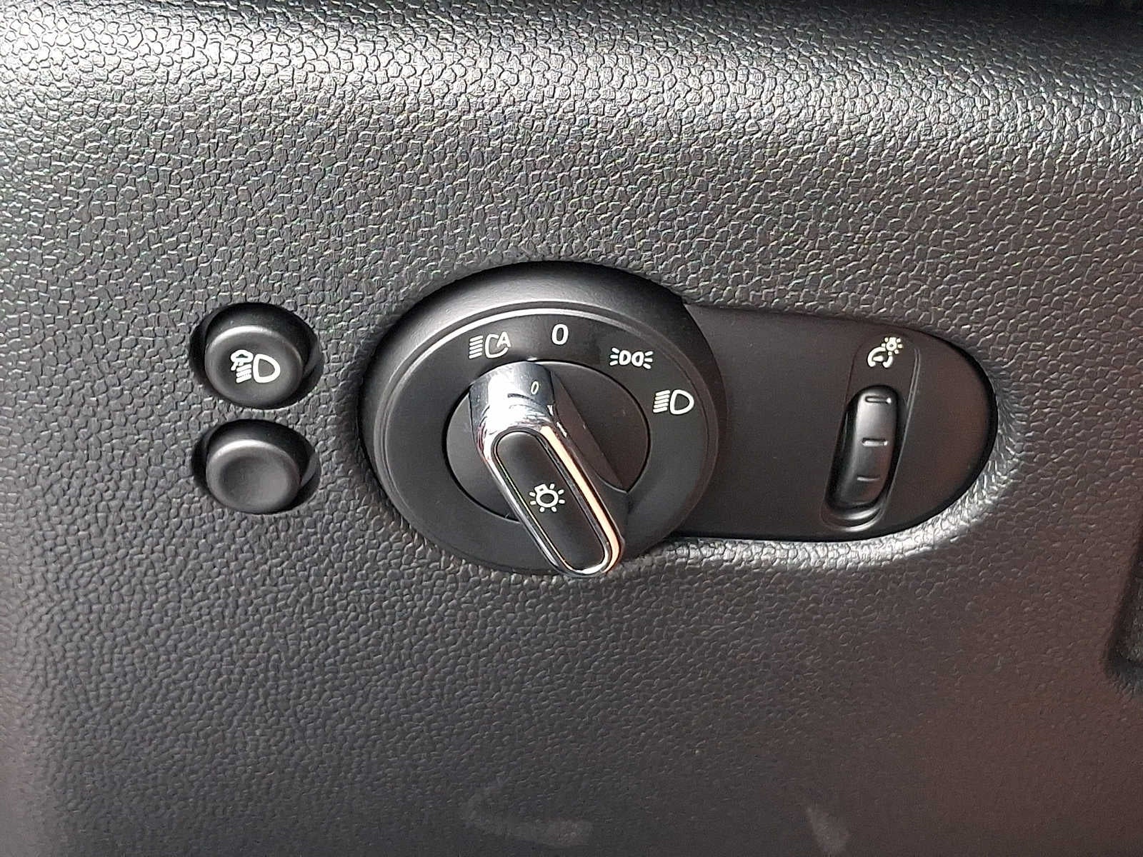 2024 MINI HARDTOP 2 DOOR Cooper FWD