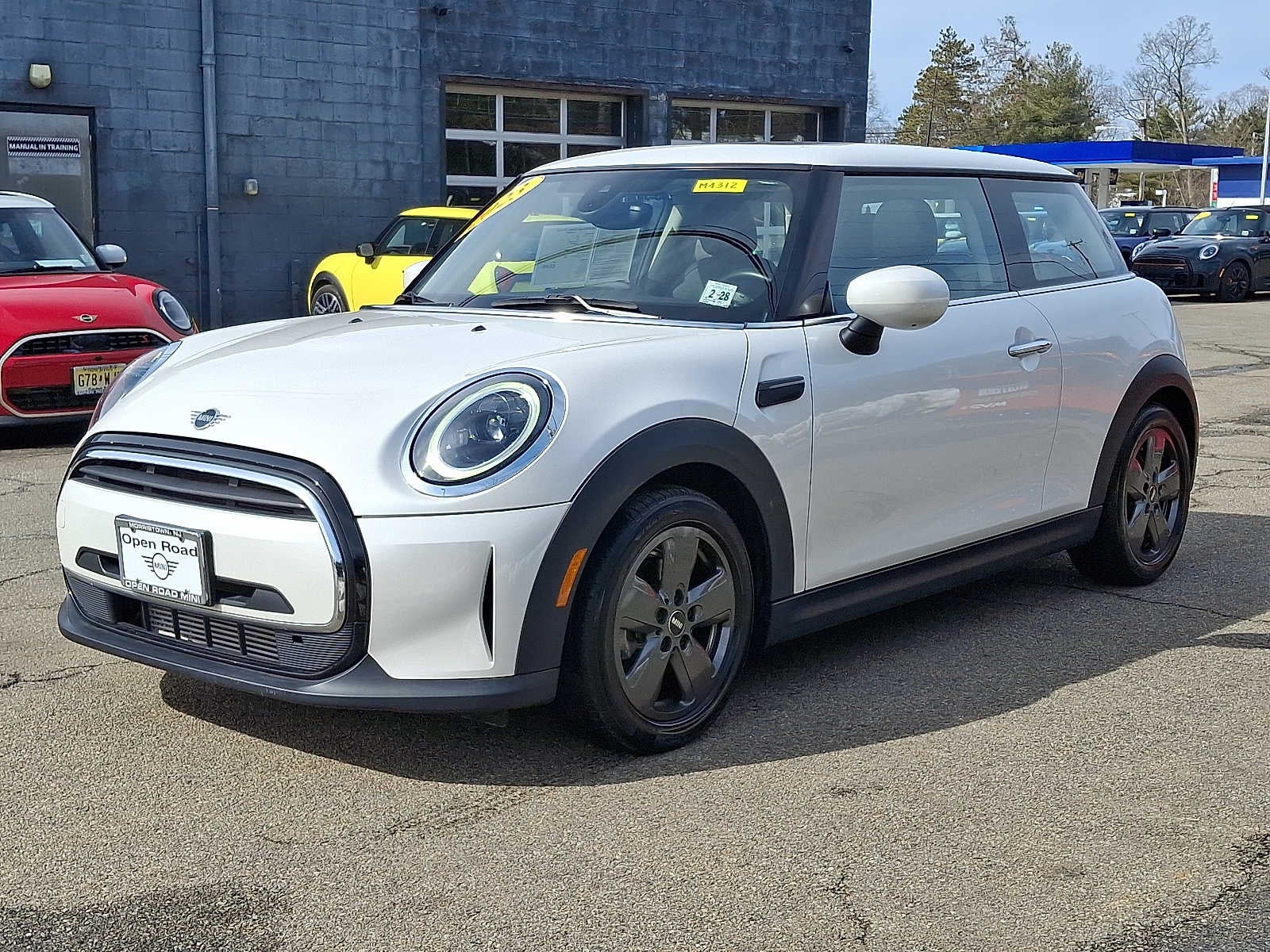 2023 MINI HARDTOP 2 DOOR Cooper FWD