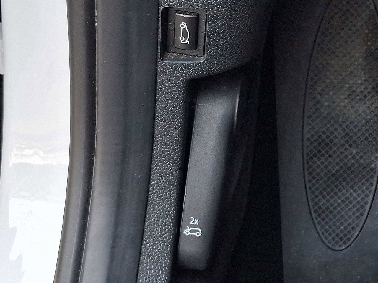 2023 MINI HARDTOP 2 DOOR Cooper FWD