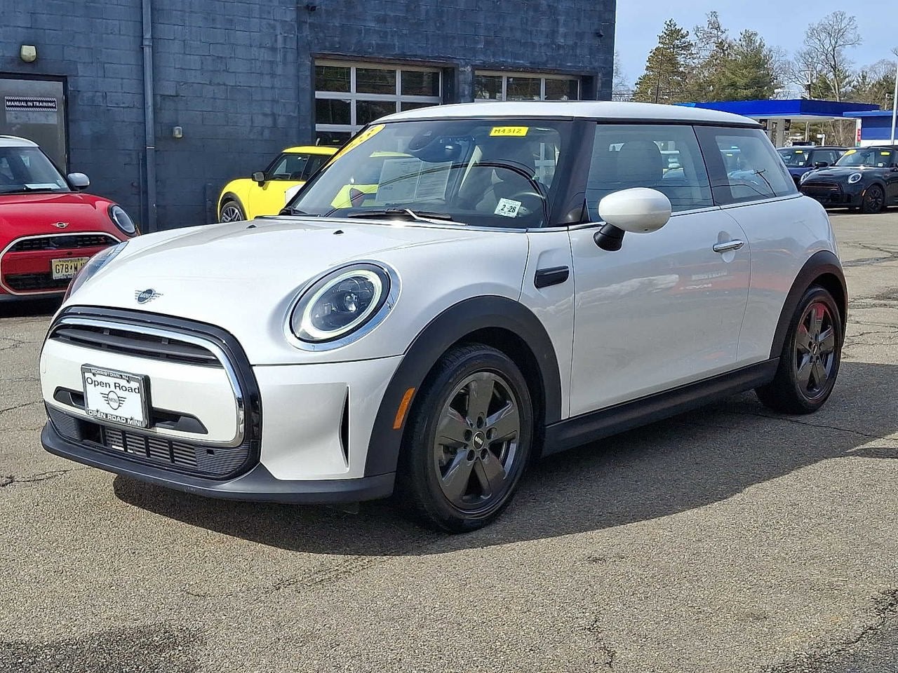 2023 MINI HARDTOP 2 DOOR Cooper FWD