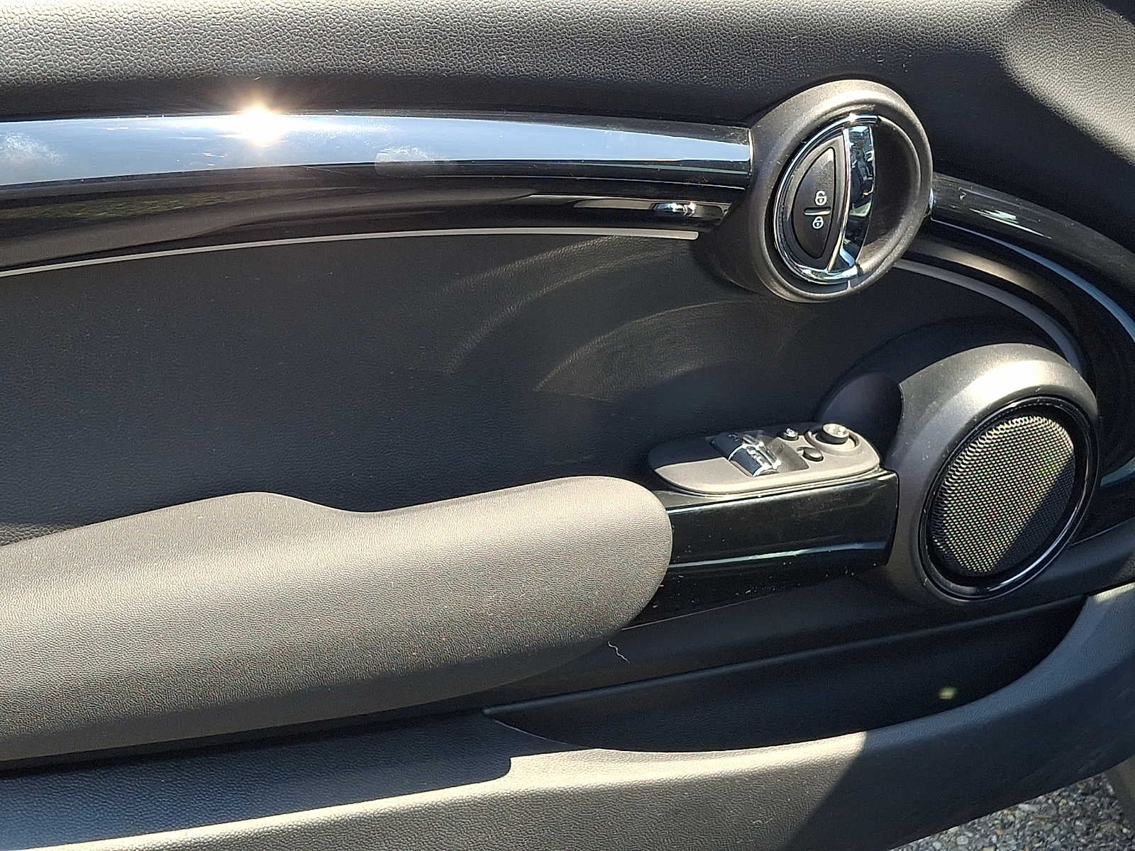 2024 MINI HARDTOP 2 DOOR Cooper FWD