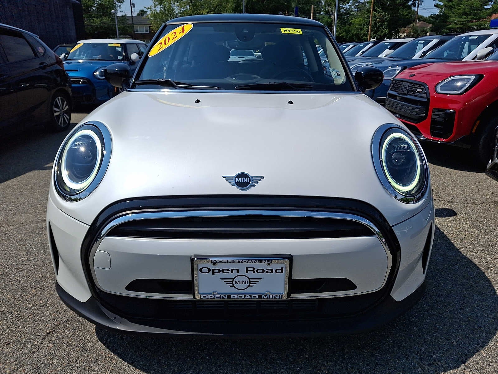 2024 MINI HARDTOP 2 DOOR Cooper FWD