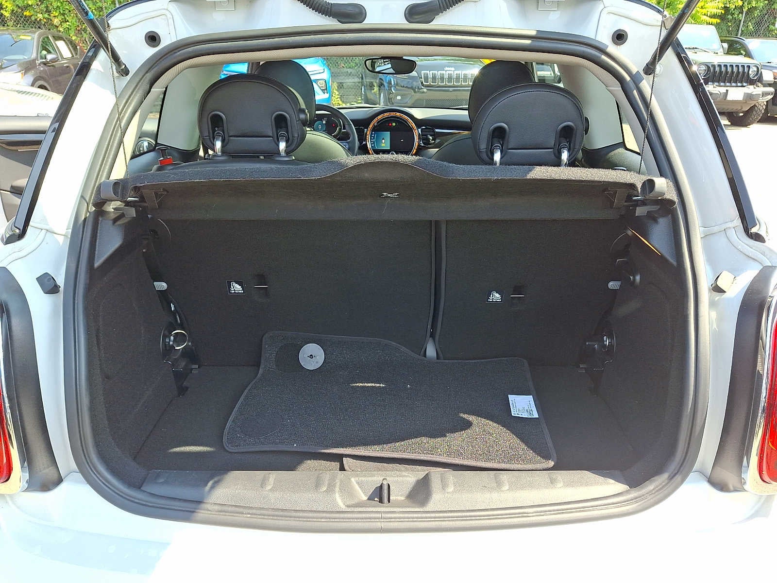 2024 MINI HARDTOP 2 DOOR Cooper FWD
