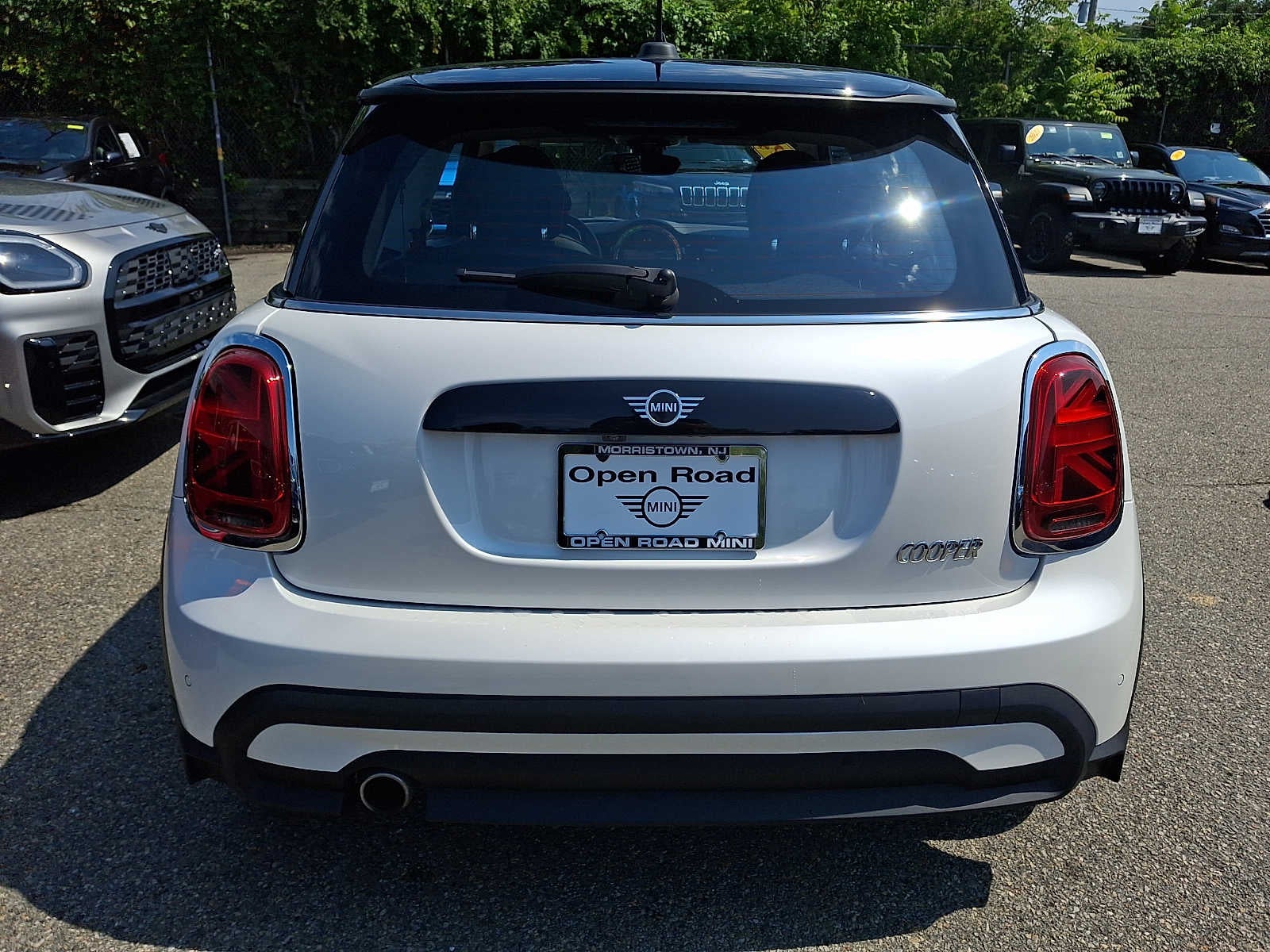 2024 MINI HARDTOP 2 DOOR Cooper FWD