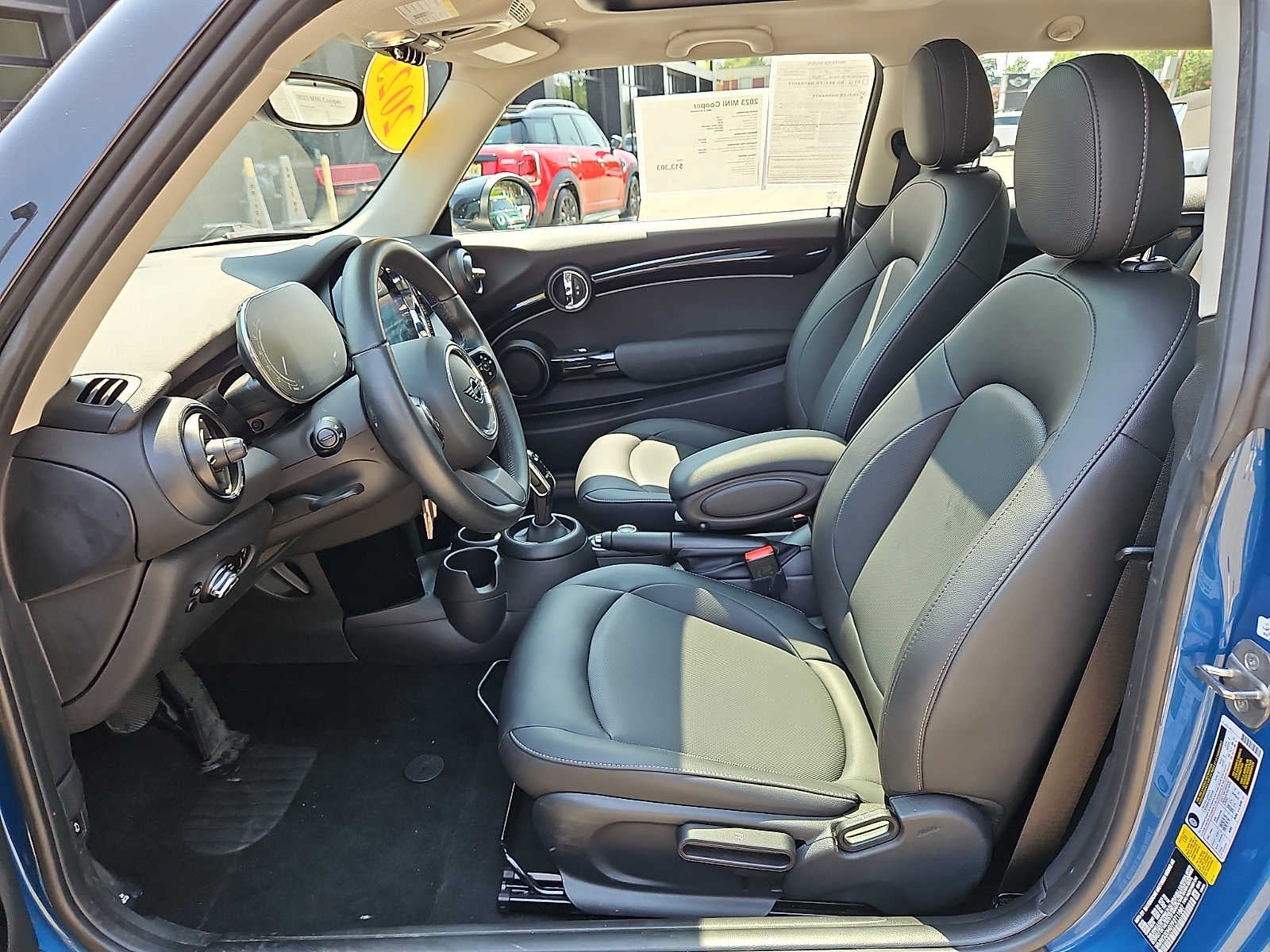 2023 MINI HARDTOP 2 DOOR Cooper FWD