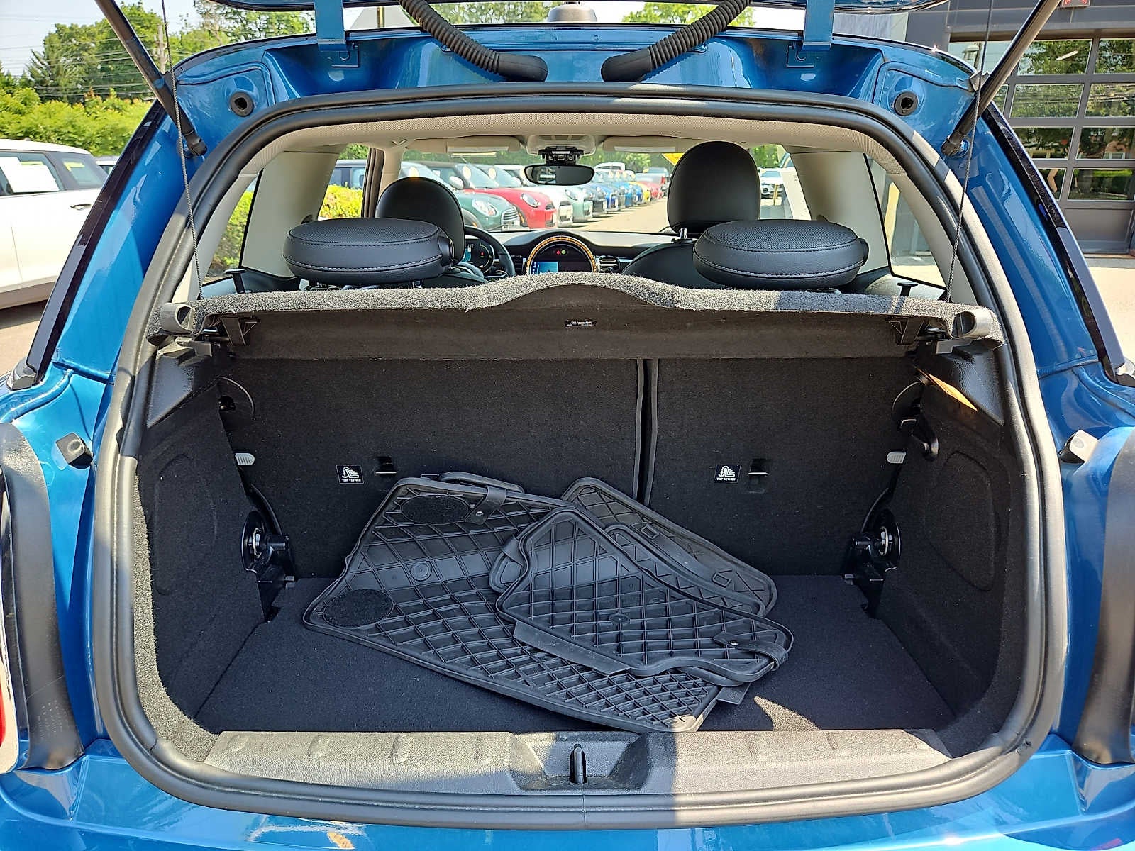 2023 MINI HARDTOP 2 DOOR Cooper FWD