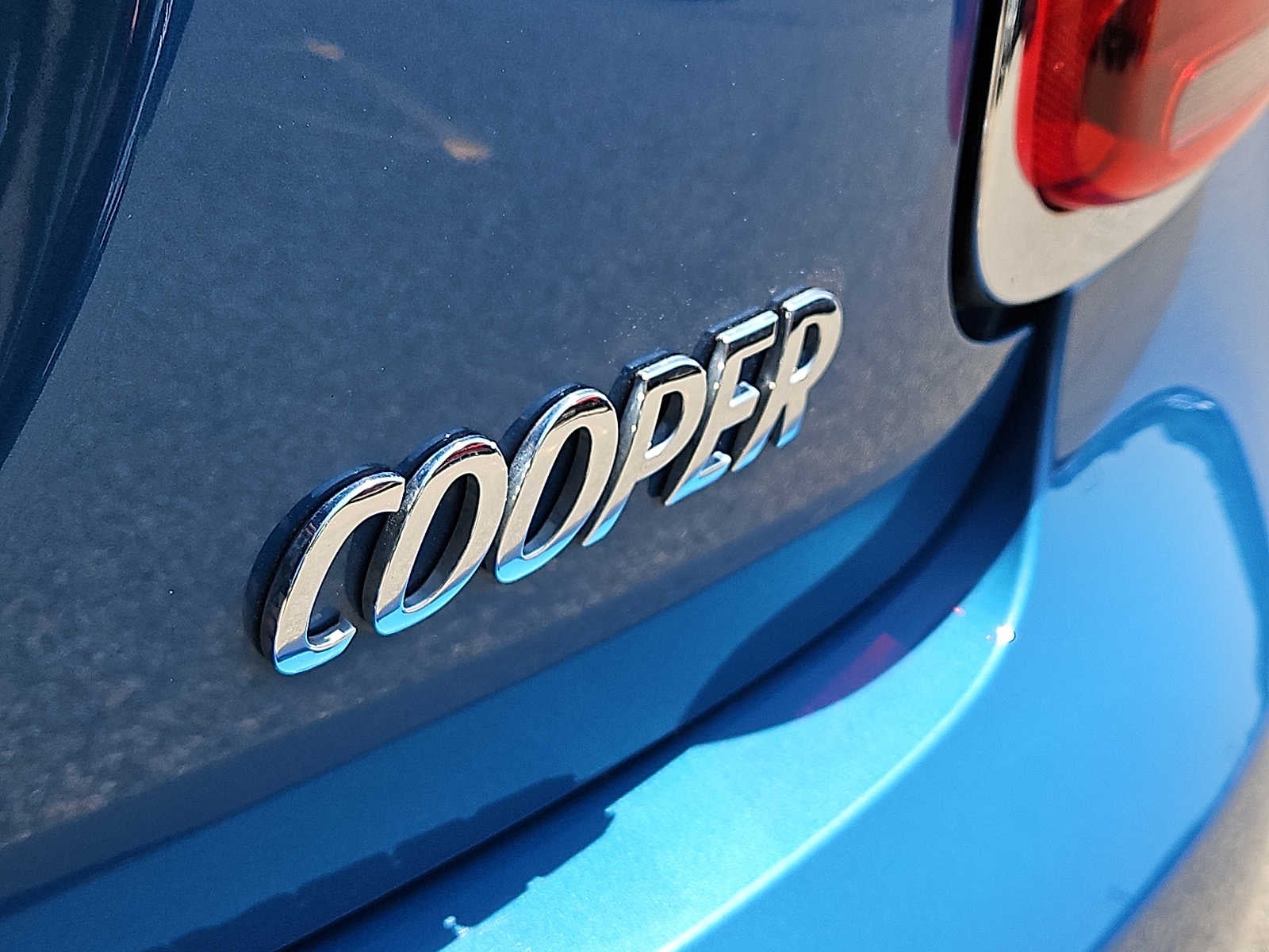 2023 MINI HARDTOP 2 DOOR Cooper FWD