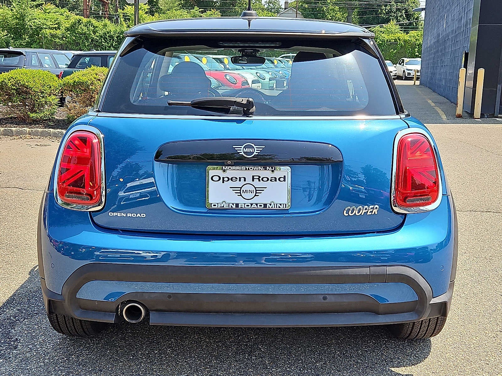 2023 MINI HARDTOP 2 DOOR Cooper FWD