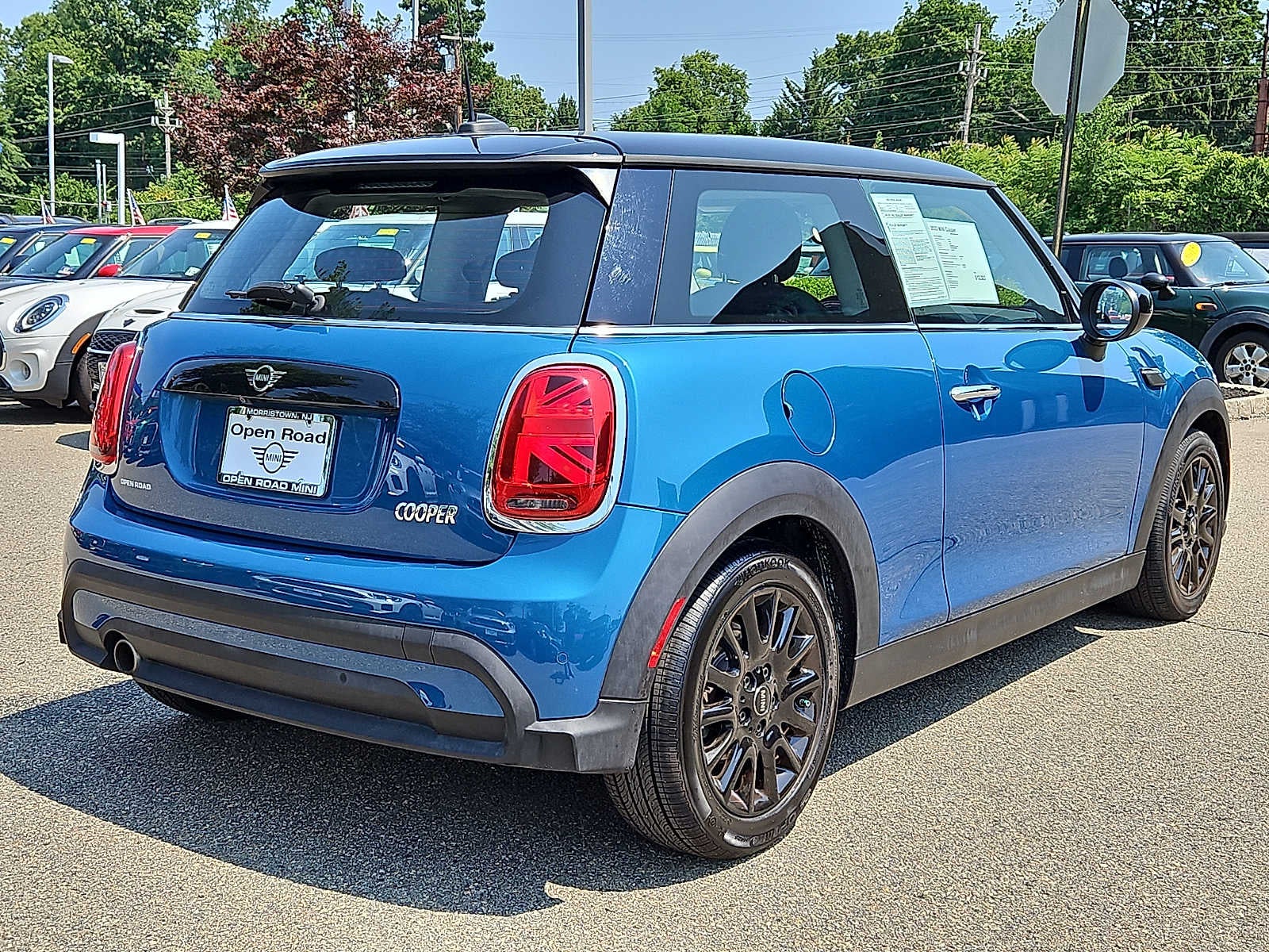 2023 MINI HARDTOP 2 DOOR Cooper FWD