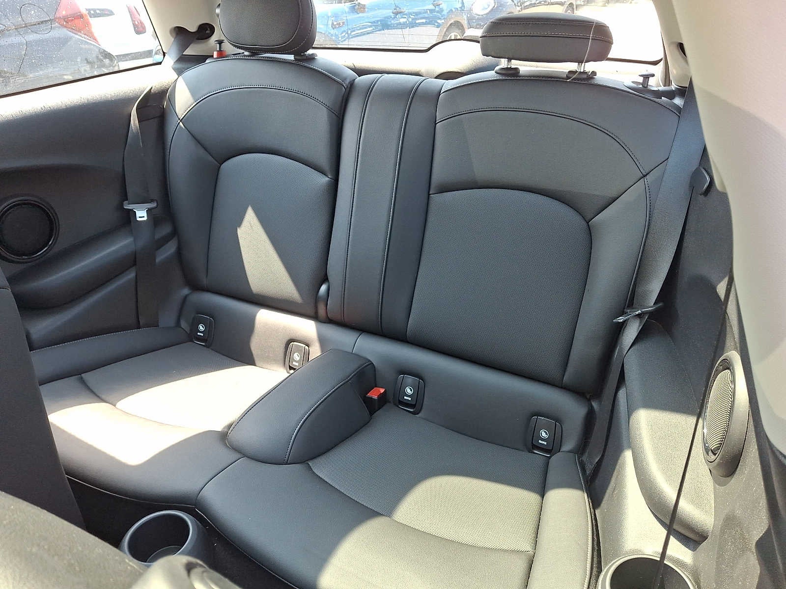 2024 MINI HARDTOP 2 DOOR Cooper FWD