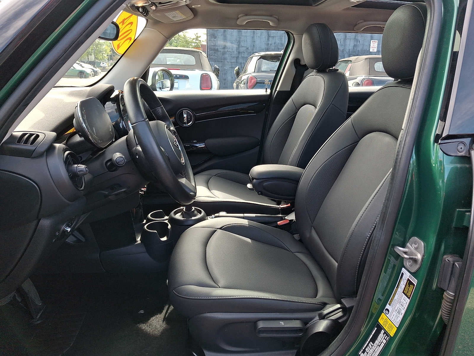 2024 MINI HARDTOP 4 DOOR Cooper FWD