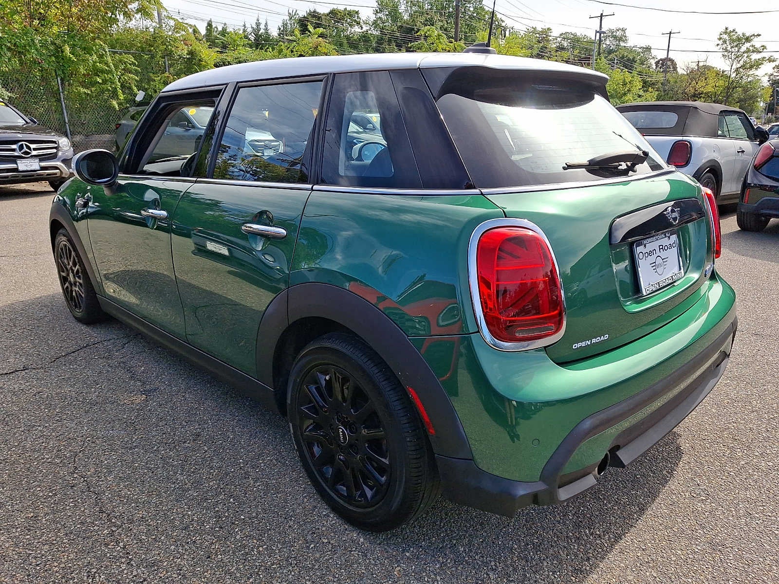 2024 MINI HARDTOP 4 DOOR Cooper FWD