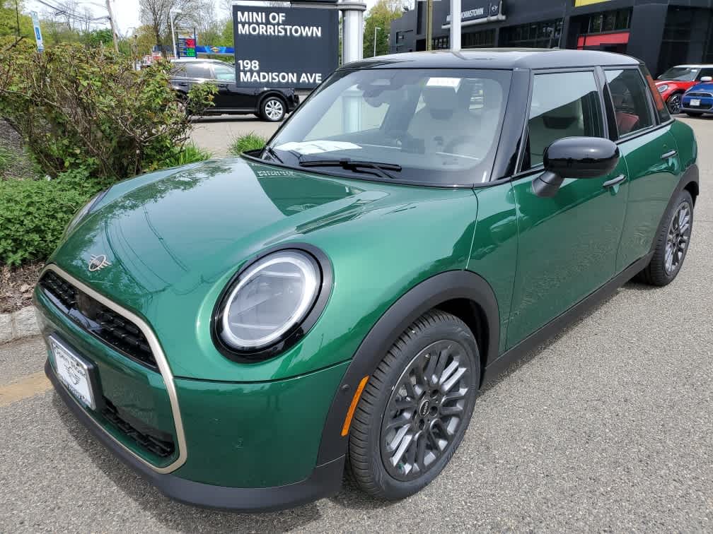 2026 MINI HARDTOP 4 DOOR Cooper FWD