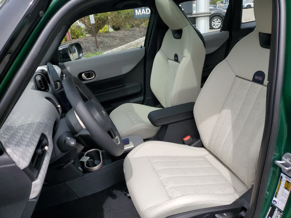 2026 MINI HARDTOP 4 DOOR Cooper FWD