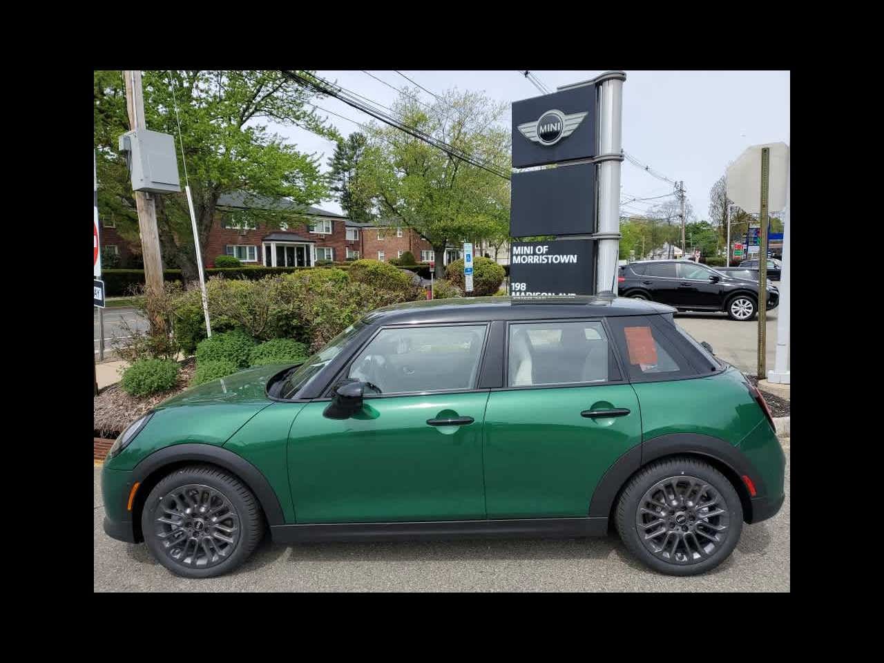 2026 MINI HARDTOP 4 DOOR Cooper FWD