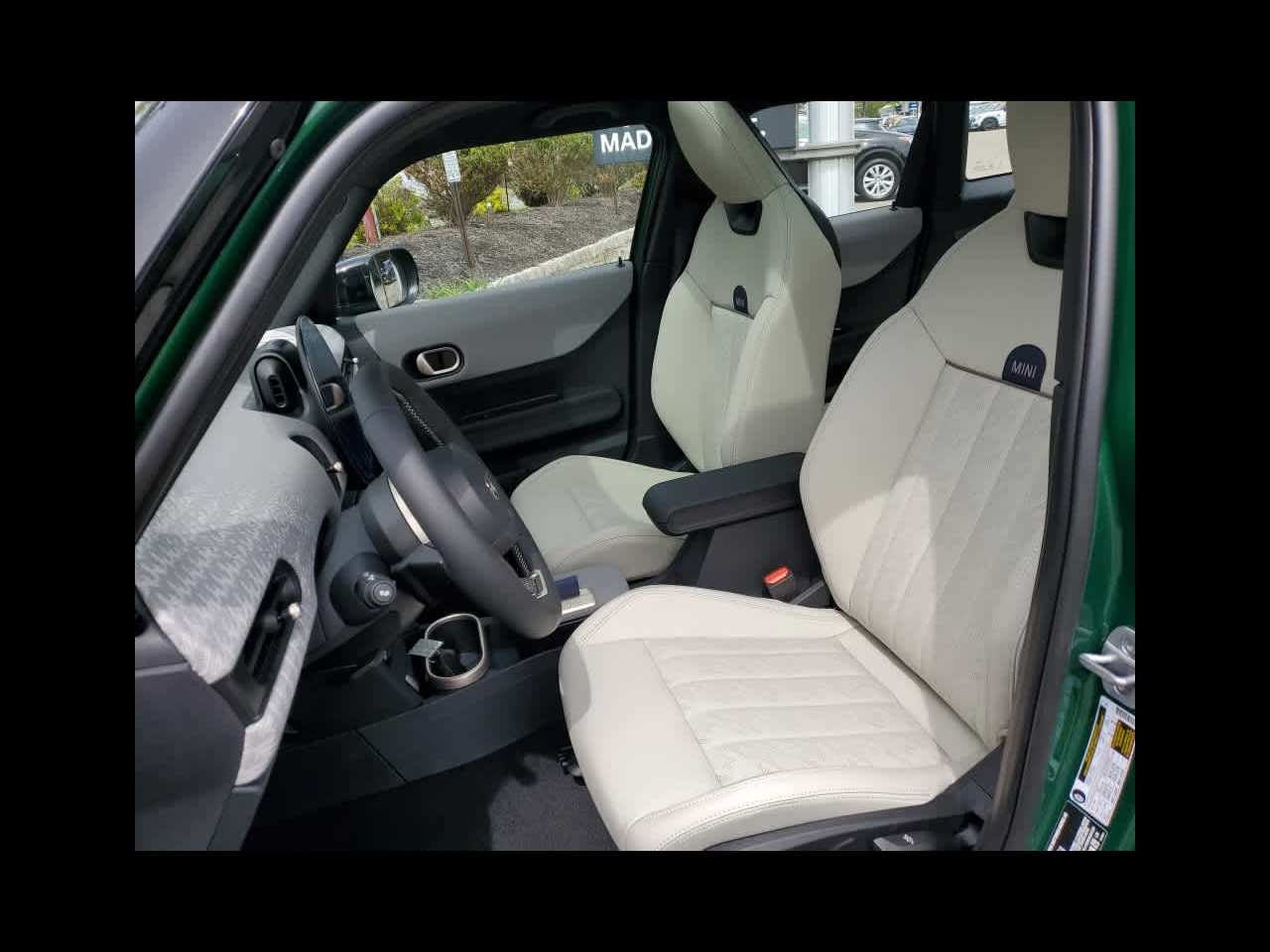 2026 MINI HARDTOP 4 DOOR Cooper FWD