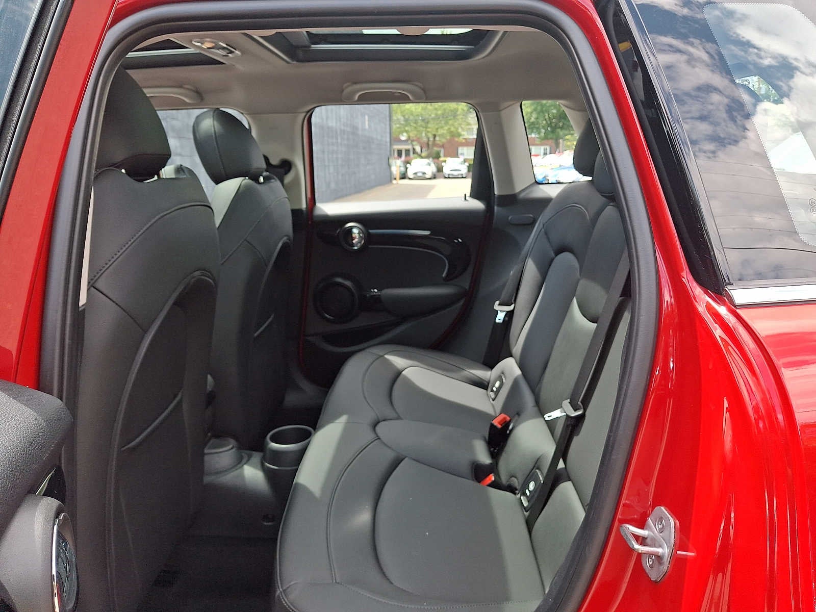 2024 MINI HARDTOP 4 DOOR Cooper S FWD