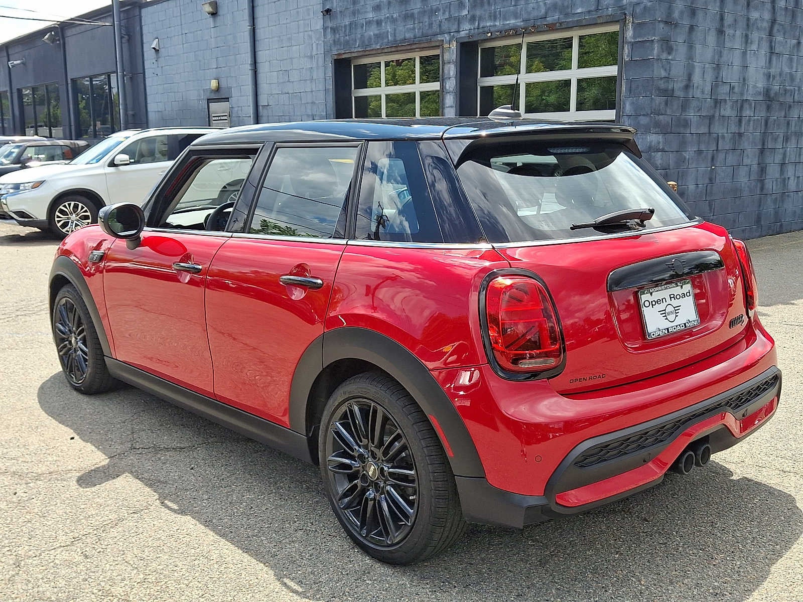 2024 MINI HARDTOP 4 DOOR Cooper S FWD