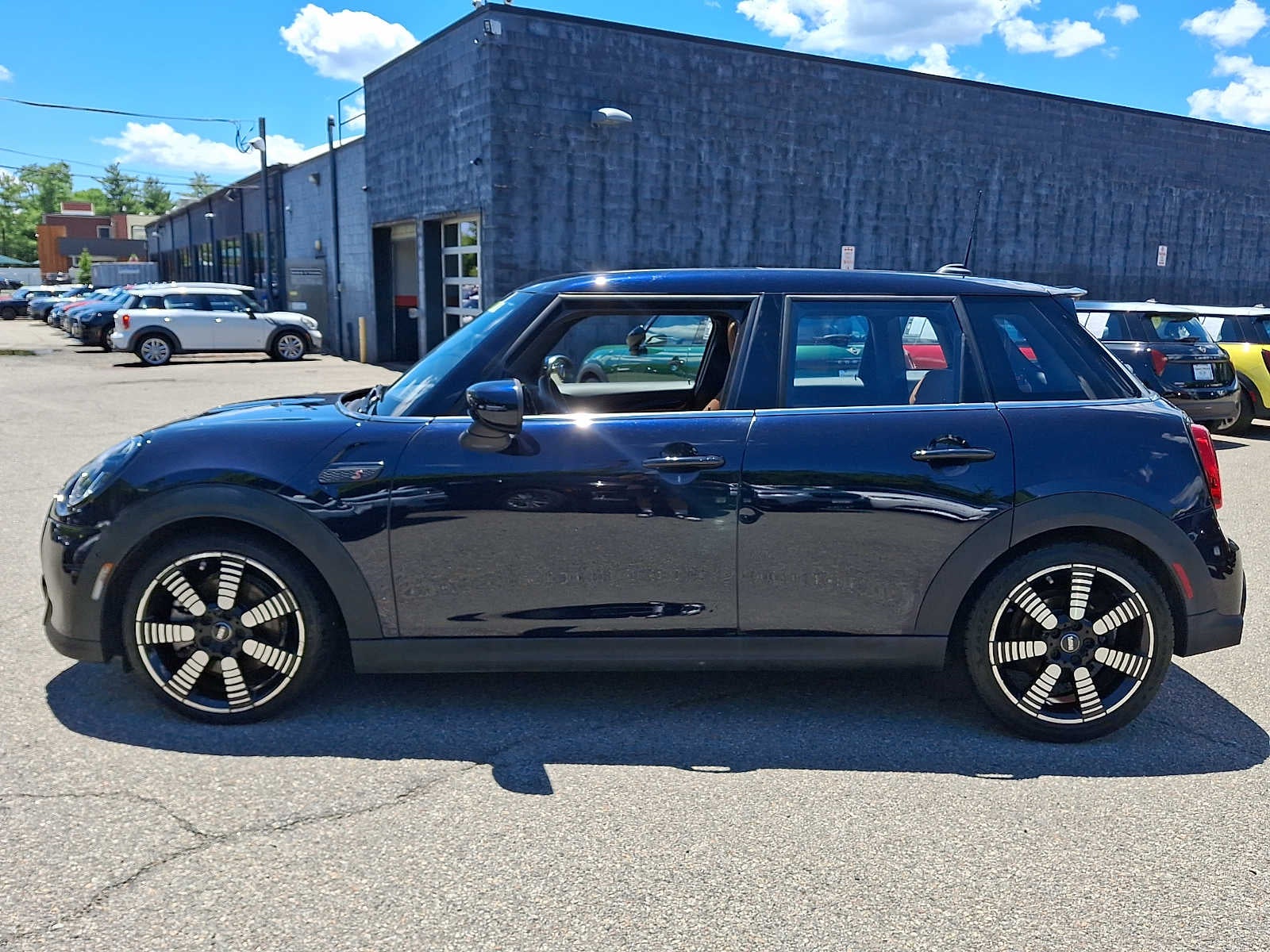 2024 MINI HARDTOP 4 DOOR Cooper S FWD
