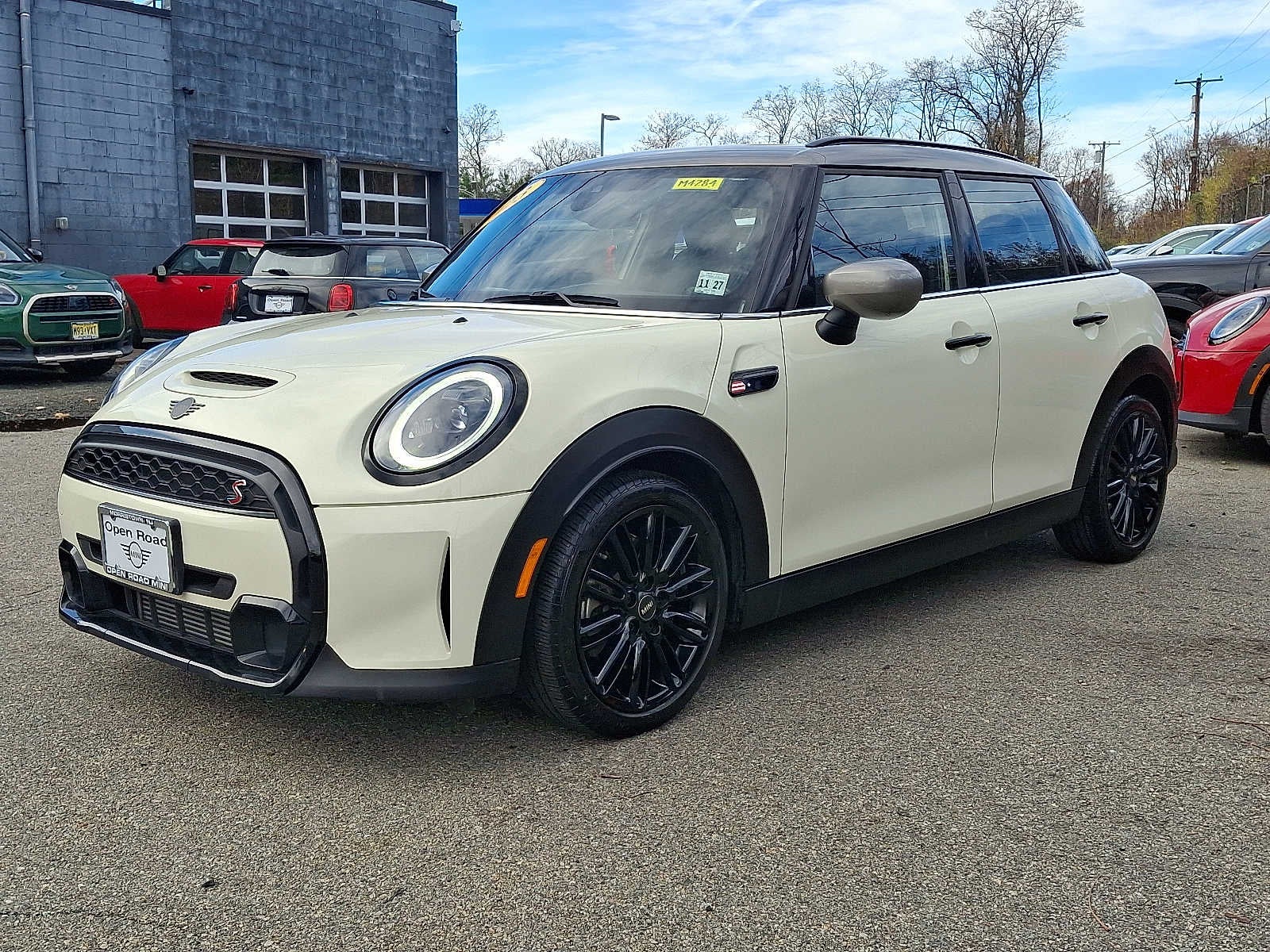 2023 MINI HARDTOP 4 DOOR Cooper S FWD