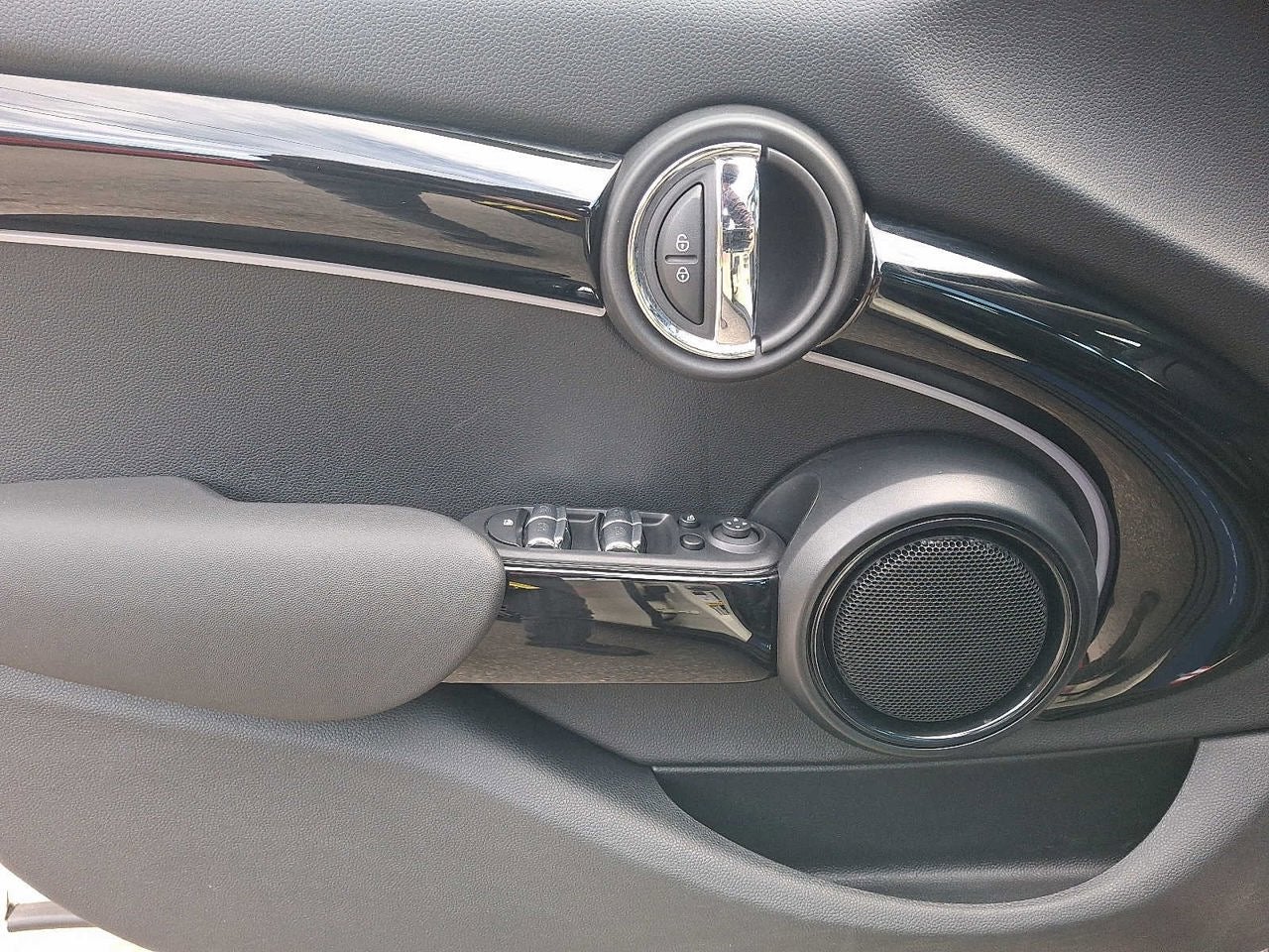 2023 MINI HARDTOP 4 DOOR Cooper S FWD