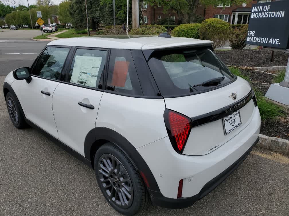 2026 MINI HARDTOP 4 DOOR Cooper S FWD