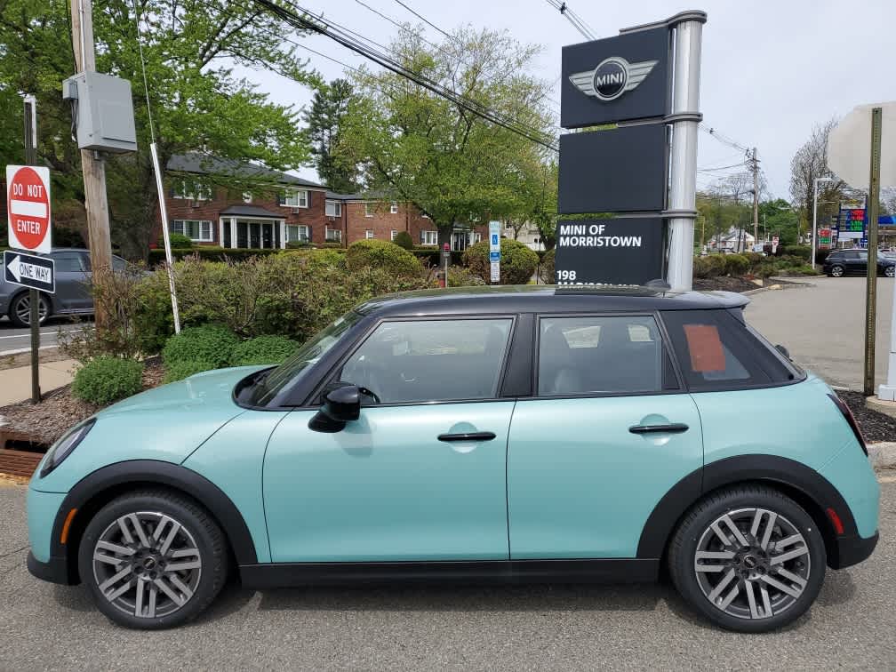 2026 MINI HARDTOP 4 DOOR Cooper S FWD