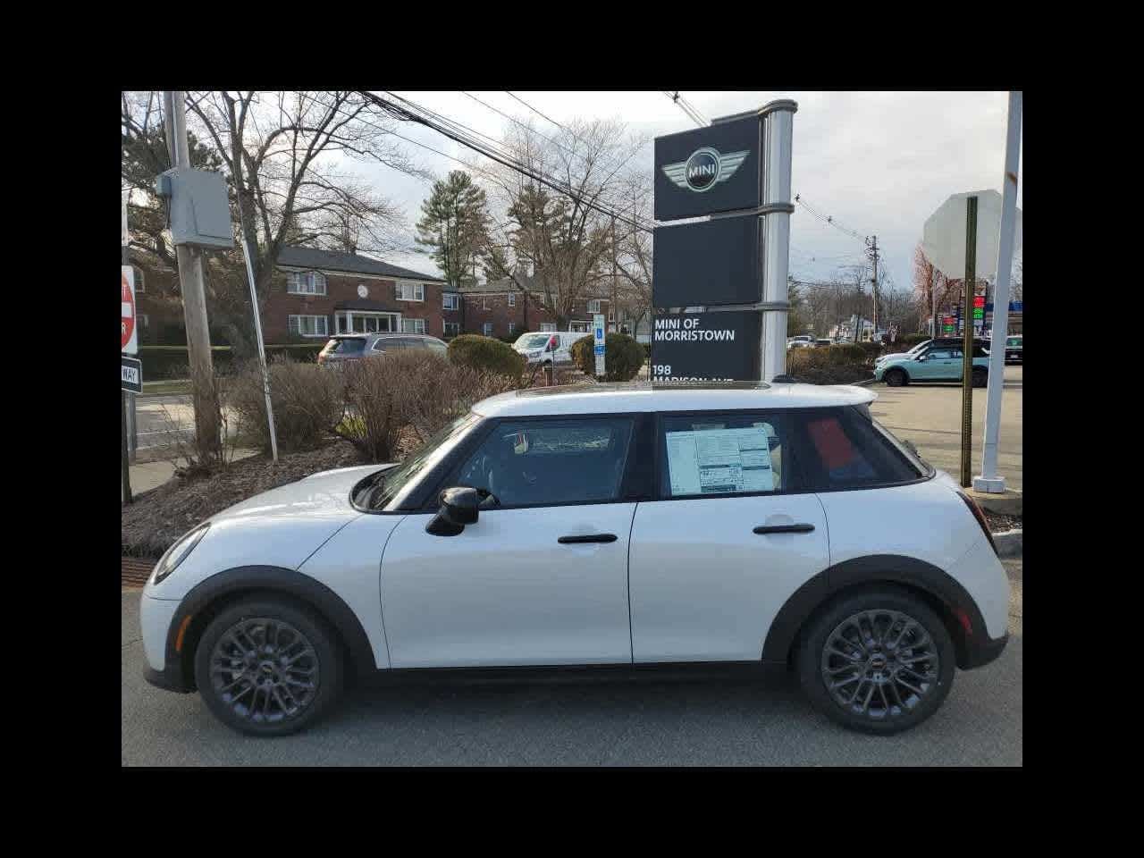 2026 MINI HARDTOP 4 DOOR Cooper S FWD