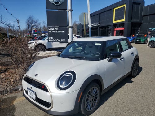 2026 MINI 4 DOOR ICONIC